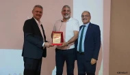 Konya Şehir Hastanesi'nde Dr. Rıdvan Peker'den Sağlıklı İletişim Eğitimi
