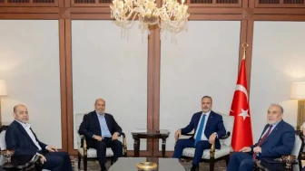 Ankara'da Diplomasi Trafiği: Dışişleri Bakanlığında Zirve