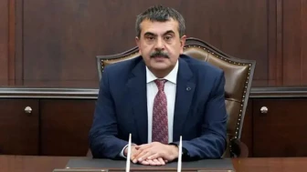 Bakan Yusuf Tekin’den 29 Ekim Mesajı: “Üreten Nesiller Yetiştirmeyi Amaçlıyoruz”