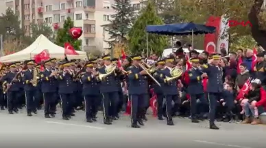 Eskişehir semalarında Cumhuriyet coşkusu