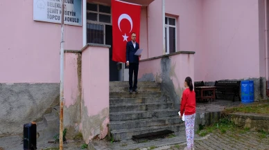 Konya'da Tek Öğrencili Okulda Cumhuriyet Bayramı