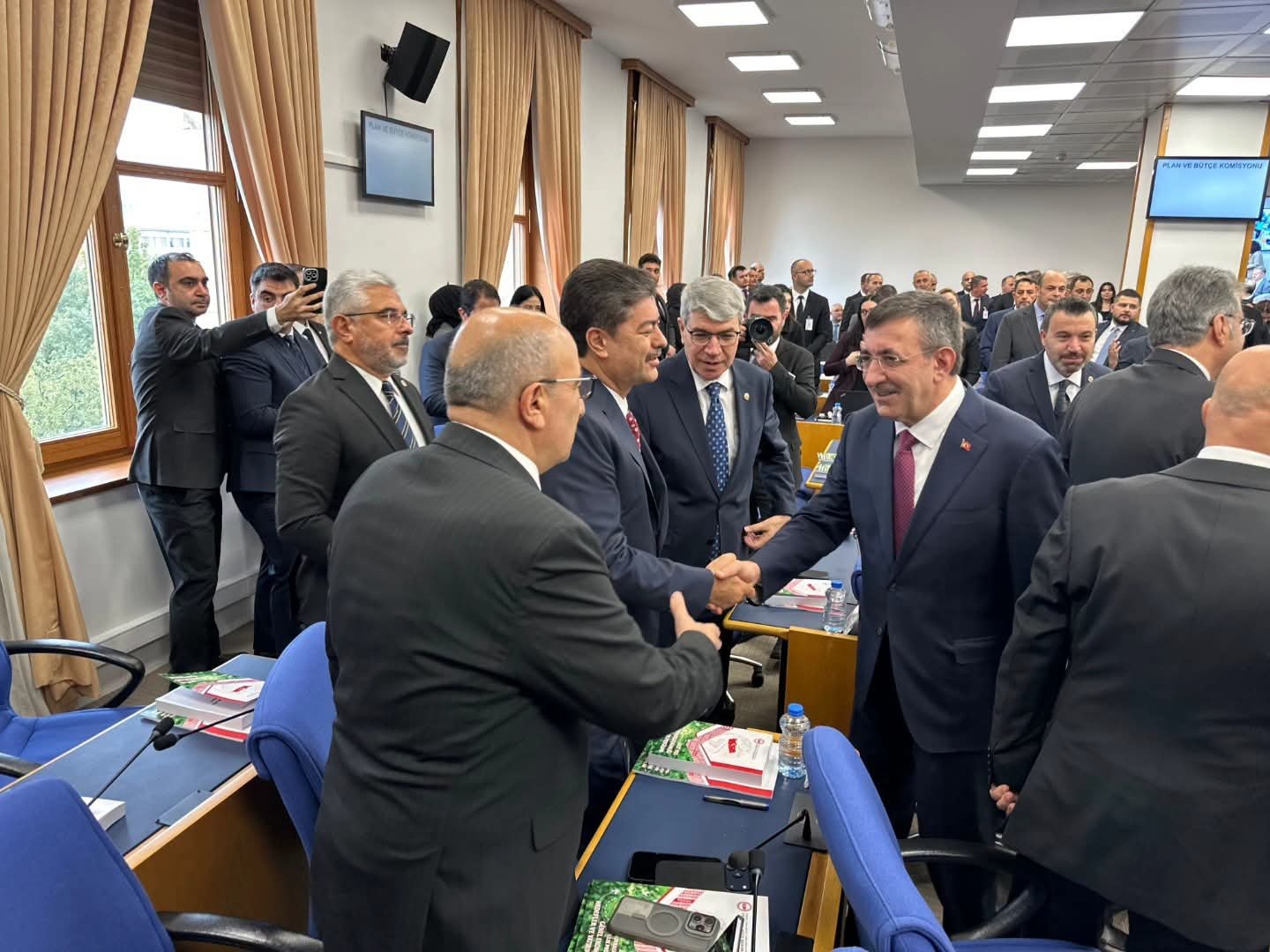 2027-butcesi-tbmm-plan-ve-butce-komisyonunda