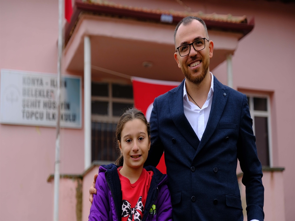 1580265-fbv4drsb.jpg