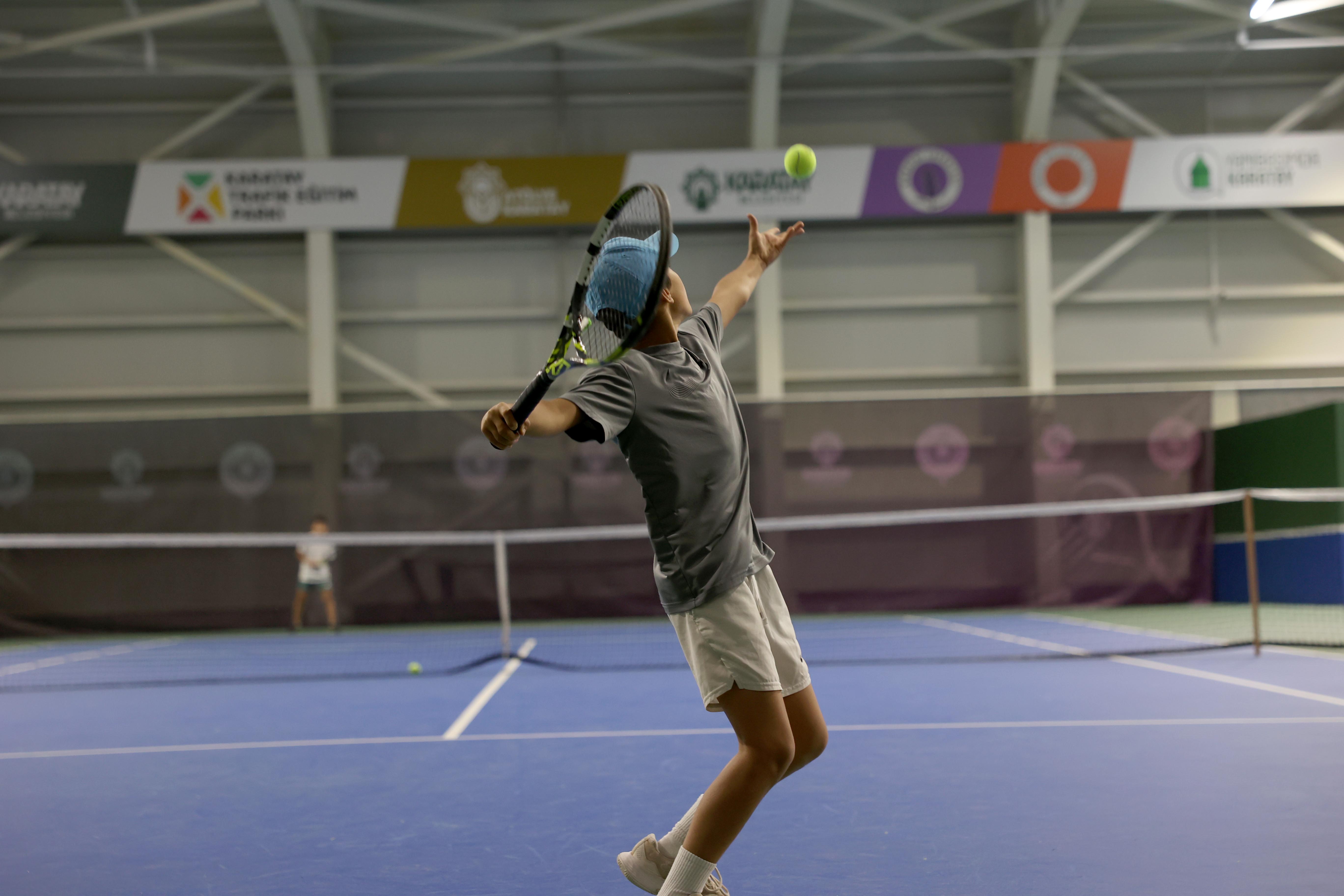 29-ekim-cumhuriyet-bayrami-tenis-turnuvasi-karatayda-tamamlandi-3jpg-q9mfmu1e.jpeg