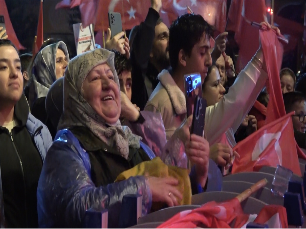 ferhat-5-we12p1fn.jpg